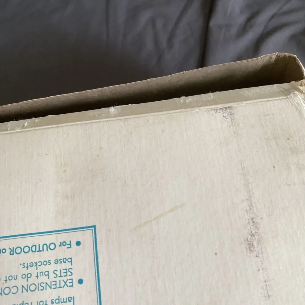 Vintage Christmas NOMA LITES 2 Wire Light Strand Clip On C-9 NICE BOX